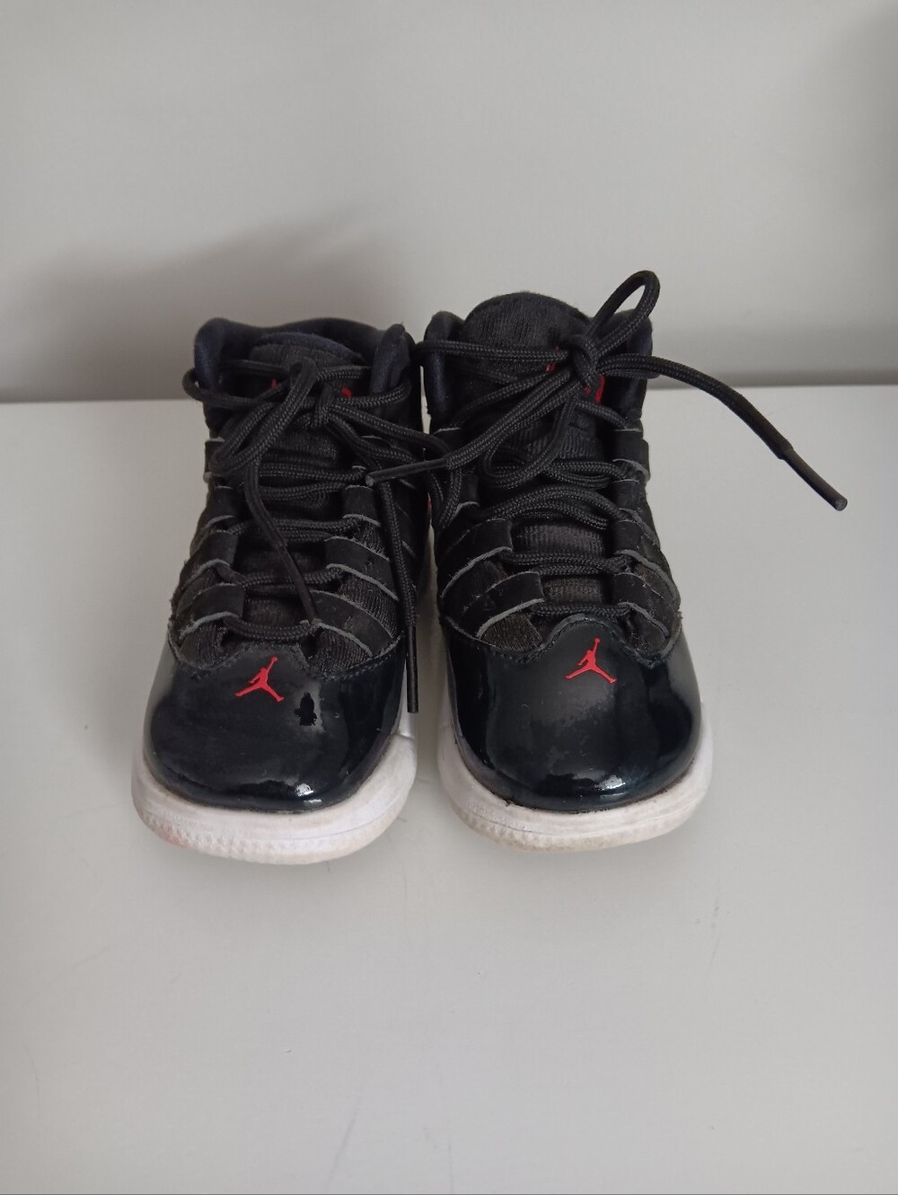 Jordan Kids Red & Black Sneakers - Picture 3 of 4